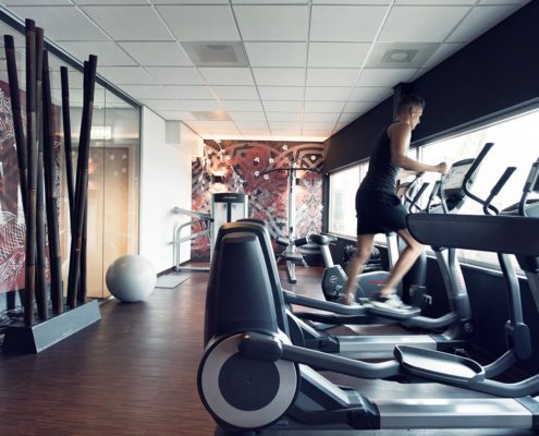 Life fitness gym - wellness hotel Mainport by Inntel Hotels