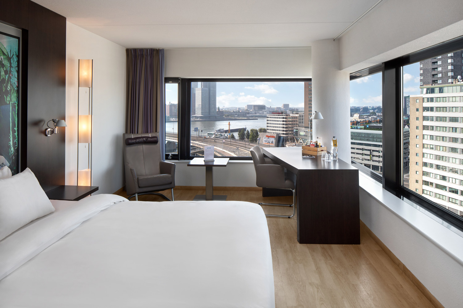 Inntel Hotels Rotterdam Centre Panorama Top kamer Corner view